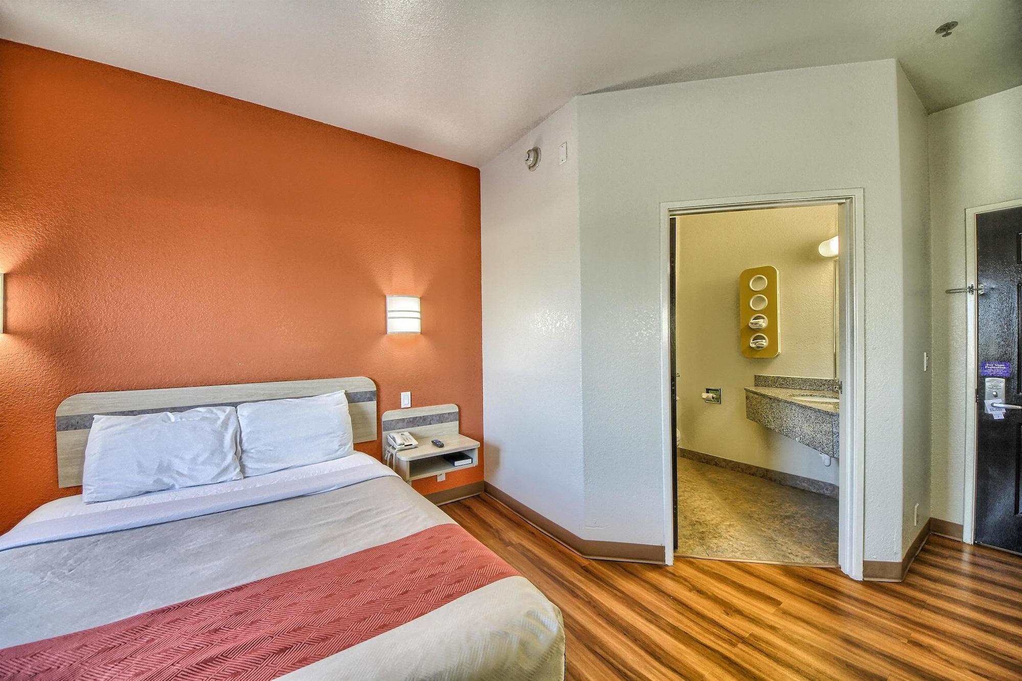 Motel 6-Mission, Tx Buitenkant foto